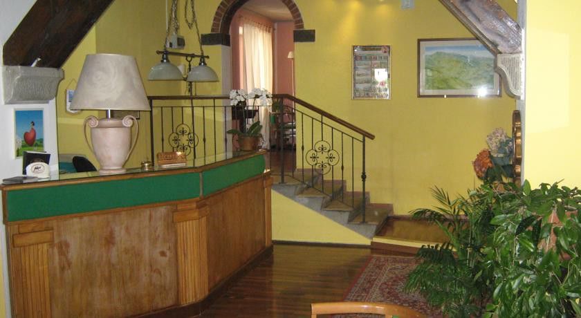 Hotel Borgo Antico Биббьена Экстерьер фото
